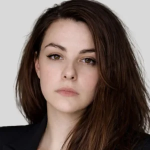 Александра Шестопалова